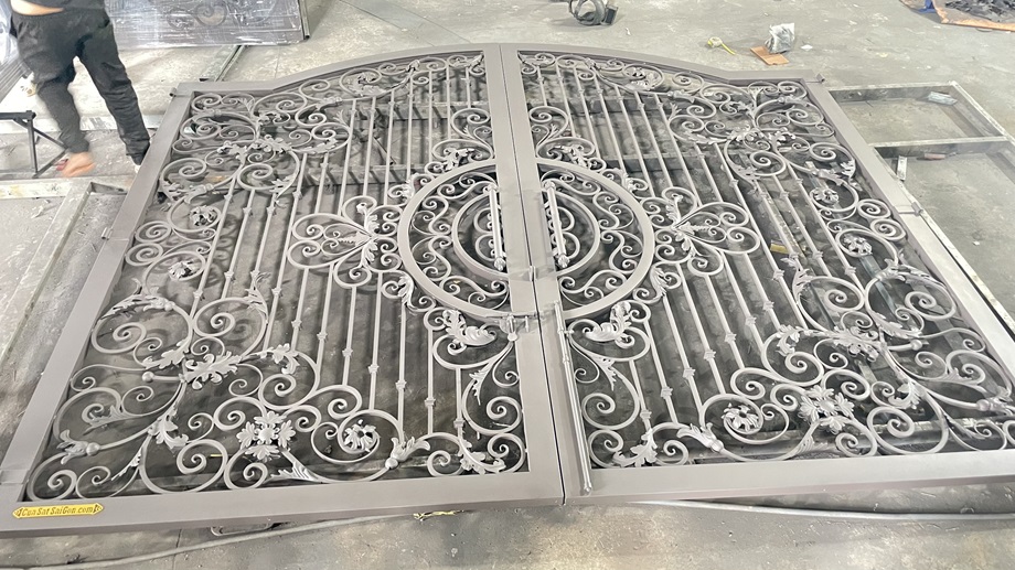 cổng sắt mỹ thuật đẹp